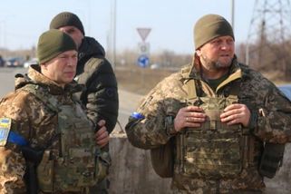 Zalužnyj napsal Evropě tvrdý vzkaz: „Spíte, a Putin počítá dny.“ Starý svět už podle něj neexistuje