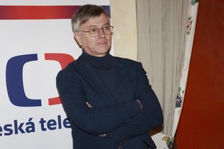 ČT by hrozil bankrot, reaguje ředitel Chudárek na vládní plán osekat poplatky