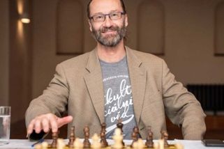 prahain.cz/politika/reziser-dobes-macinka-je-nakonec-vyhra-pro-cesko-pavel-mu-prokazal-sluzbu-27465.html