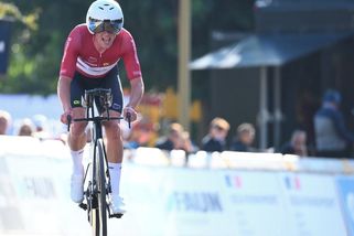 Cyklista Pedersen si při prvním startu v sezoně zlomil zápěstí a klíční kost - Sport.cz