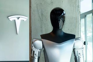 Tesla připravuje továrnu na roboty Optimus