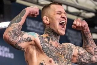 Mikulášek zbil Bendu a vzal mu pás. Hlavní zápas Clashe skončil v krvi