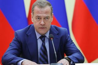 Hašek je po výhrůžkách od Medvěděva ve spojení s policií - Novinky
