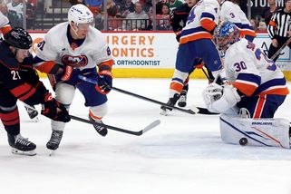 NHL | Rittich s Palátem mají v Islanders nového trenéra - Sport.cz