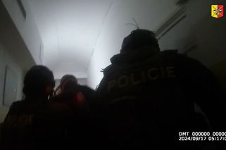 Mladiství cizinci chtěli v Praze oloupit muže, při přepadení mu vystřelili oko - Novinky