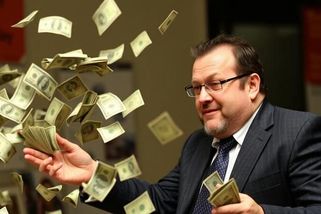 Babišovo nezodpovědné krmení důchodců se vymstí všem - Médium.cz