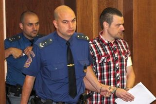 Kramný, který dostal 28 let za vraždu manželky a dcery, se opět snaží o obnovu řízení - Novinky
