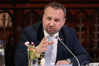 Nemáte zubaře či praktika? Pojišťovny vám mají platit odškodné za dojíždění, navrhuje Jurečka