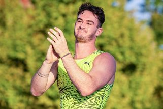 Někdo prohraje o prsa a jiný... Francouzský skokan o tyči na olympiádě doskákal kvůli vlastnímu penisu, stal se senzací - Super.cz