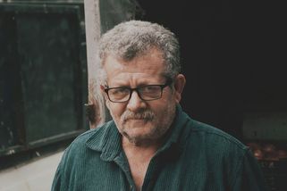 Tchán mi řekl, že jsem na jeho syna moc chytrá. Manžel u toho seděl a jedl řízek - Médium.cz