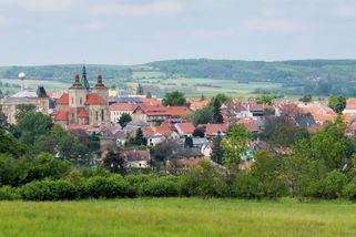 Astronomický střed Evropy? Příjemný výlet z Prahy
