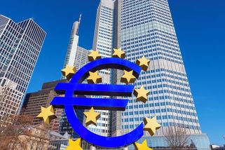 Ekonomika EU i eurozóny na začátku roku klesla - Novinky