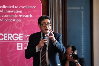 Zakázali jsme si v Evropě hospodářskou soutěž, to byla chyba, říká nobelista - Seznam Zprávy