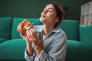 Myslíte pořád na jídlo? Pak vás trápí jídelní šum. Jak se ho zbavit a konečně svobodně jíst i žít - Proženy.cz
