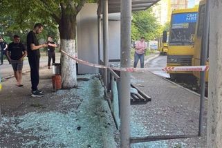 Rusové znovu zaútočili na autobusovou zastávku, tentokrát v Oděse - Novinky