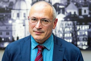 Chodorkovského v Rusku odsoudili k deseti letům vězení - Novinky