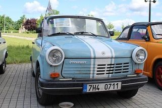 Měl skončit v Řecku, místo toho září v Česku. Tento Trabant je naprostý unikát