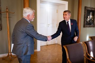 Pavel s Babišem se nedohodli. Ve hře zůstává kompe...