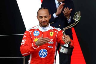 Lewis Hamilton znovu ožívá. Ferrari je blízko prvnímu triumfu a legenda Formule 1 znovu útočí - Sports News 24