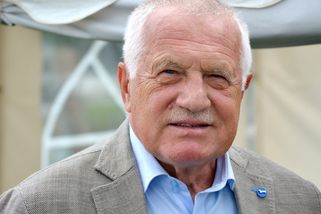 Klaus málem „spadl ze židle“ po projevu Petra Pavla k žákům střední školy. Věří, že Rusko po válce přestane útočit