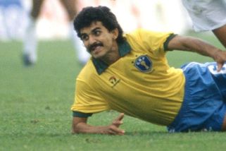 MS fotbal | Bývalý mistr světa na fotbalový šampionát neodletěl. Skončil za mřížemi - Sport.cz