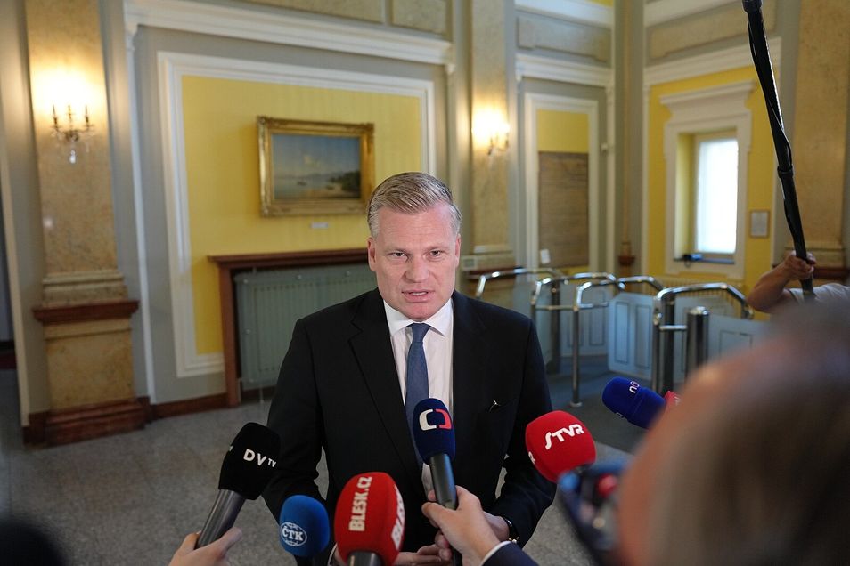 NÁZOR: Lex Probabiš. Přestane v Česku kvůli návrhu několika poslanců existovat střet zájmů?