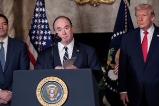 Šéf amerického námořnictva Phelan končí ve funkci, uvedl Pentagon - Seznam Zprávy