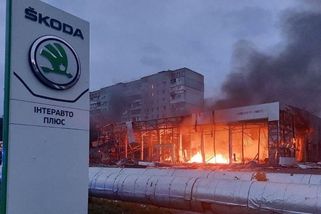 Ruské rakety znovu padaly na ukrajinská města. Trefily i autosalon Škodovky - Seznam Zprávy