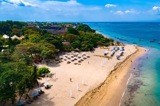 Na ostrově Bali chtějí zakázat soukromé pláže - Novinky