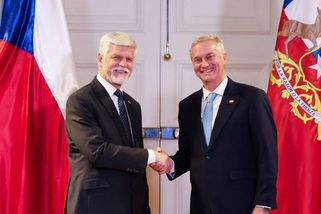 Pero je zpět po 15 letech. Pavel v Chile „napravil" Klausův incident