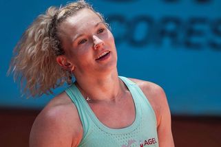 Siniaková obětí dalšího nesmyslného zářezu. Bučte na systém, hecovala diváky - Sport.cz