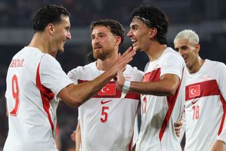 MS fotbal | FOTBAL ONLINE: Ranní duel na MS odstartoval, Austrálie hraje s Tureckem - Sport.cz