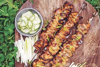 Recept na křupavý vepřový bůček na jehle - Novinky