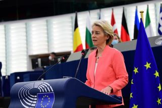 EU přislíbila 15,5 miliardy eur na čistou energii v Africe, Čína mezitím pokračuje v investicích