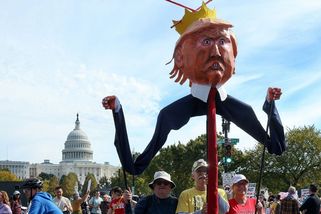 V USA začaly masové protesty proti Trumpově administrativě - Seznam Zprávy