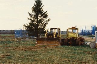 Hluk pod okny, hala na poli, příroda bez ochrany. To je nový stavební zákon - Médium.cz