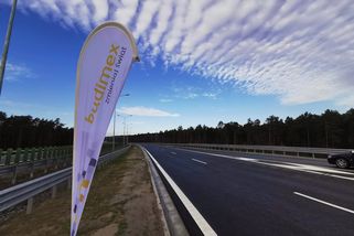 Firmy se přou, stavba silnice dál stojí. Úřady řeší spor kolem Budimexu