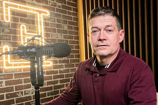 Nacher představil mezikrok v otázce rušení poplatků. Za ČT a ČRo by neplatilo půl milionu seniorů - Echo24.cz