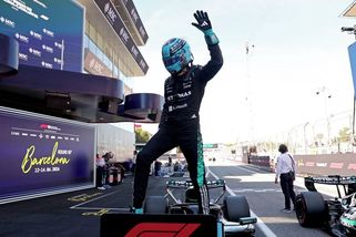 Antonelli bude z druhé řady útočit na šestou výhru v řadě. Z pole position vyjede Russell - Sport.cz