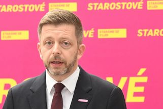 STAN pokračuje v debatě o ČT a ČRo. Přizval i Hrad