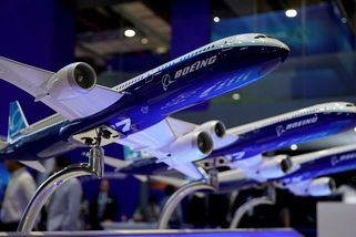 Už bylo v Číně. Kvůli clům se ale nové letadlo Boeingu vrátilo do USA - Novinky