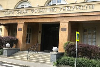 ČSSZ loni zamítla přes 10 tisíc žádostí o důchod, neúspěšnost lidí se skokově zvýšila