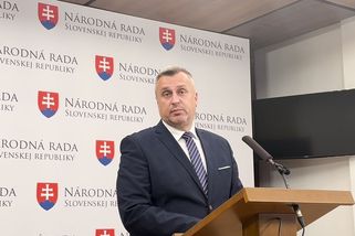 Slovenský parlament čekají ústavní změny: Danko chce chránit národní zájmy a omezit vliv EU - Novinky