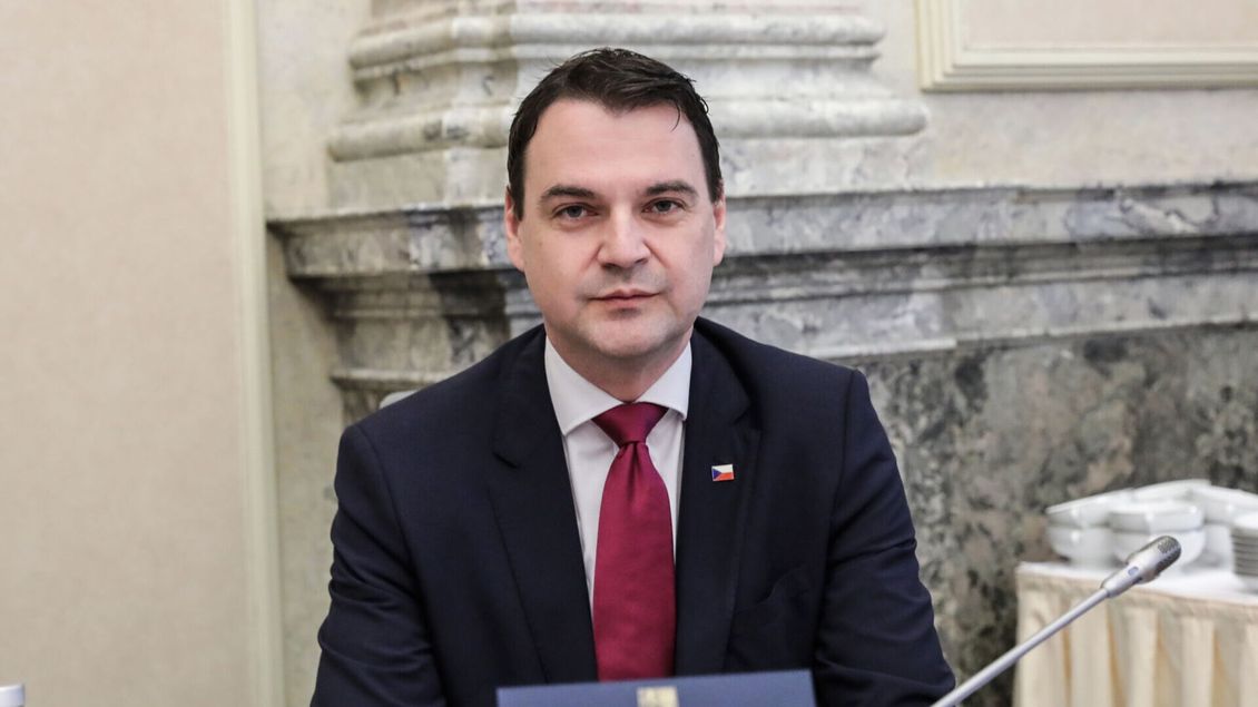 Xanax pro odpůrce. Macinkova gratulace Trumpovi zv...