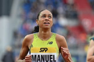 Opět nadchla, neskrývala překvapení. Manuel má prestižní trofej, ale odvézt si ji nemůže - Sport.cz