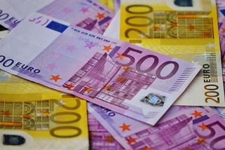 Česká republika získala od Evropské unie 1 bilion Kč - Médium.cz