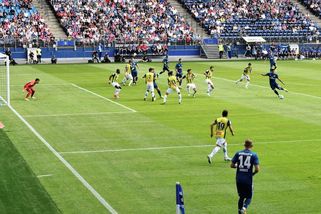 MS fotbal 26: Surový faul, ale je to král Messi. Tak bylo odpuštěno - Médium.cz