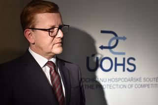 „Superúředník“ Mlsna škrtá miliony z pokut, které...