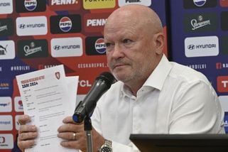 V nominaci fotbalové reprezentace jsou nováčci Markovič, Zadražil a Ryneš