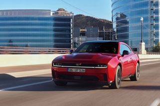 Dodge Charger míří do Evropy, nabídne šestiválec i elektromotor - Novinky